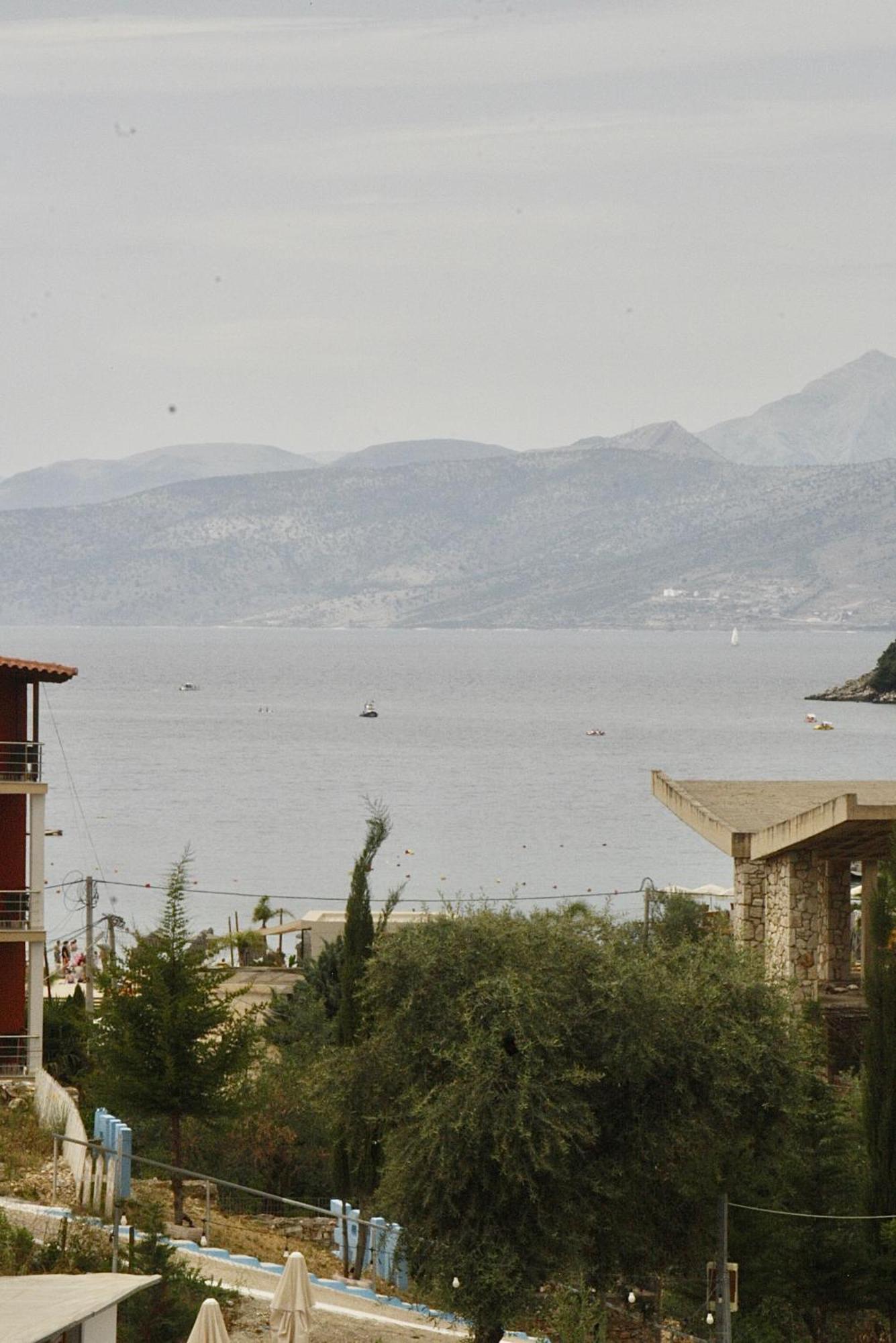 Villa Kreshta Ksamil Exteriör bild